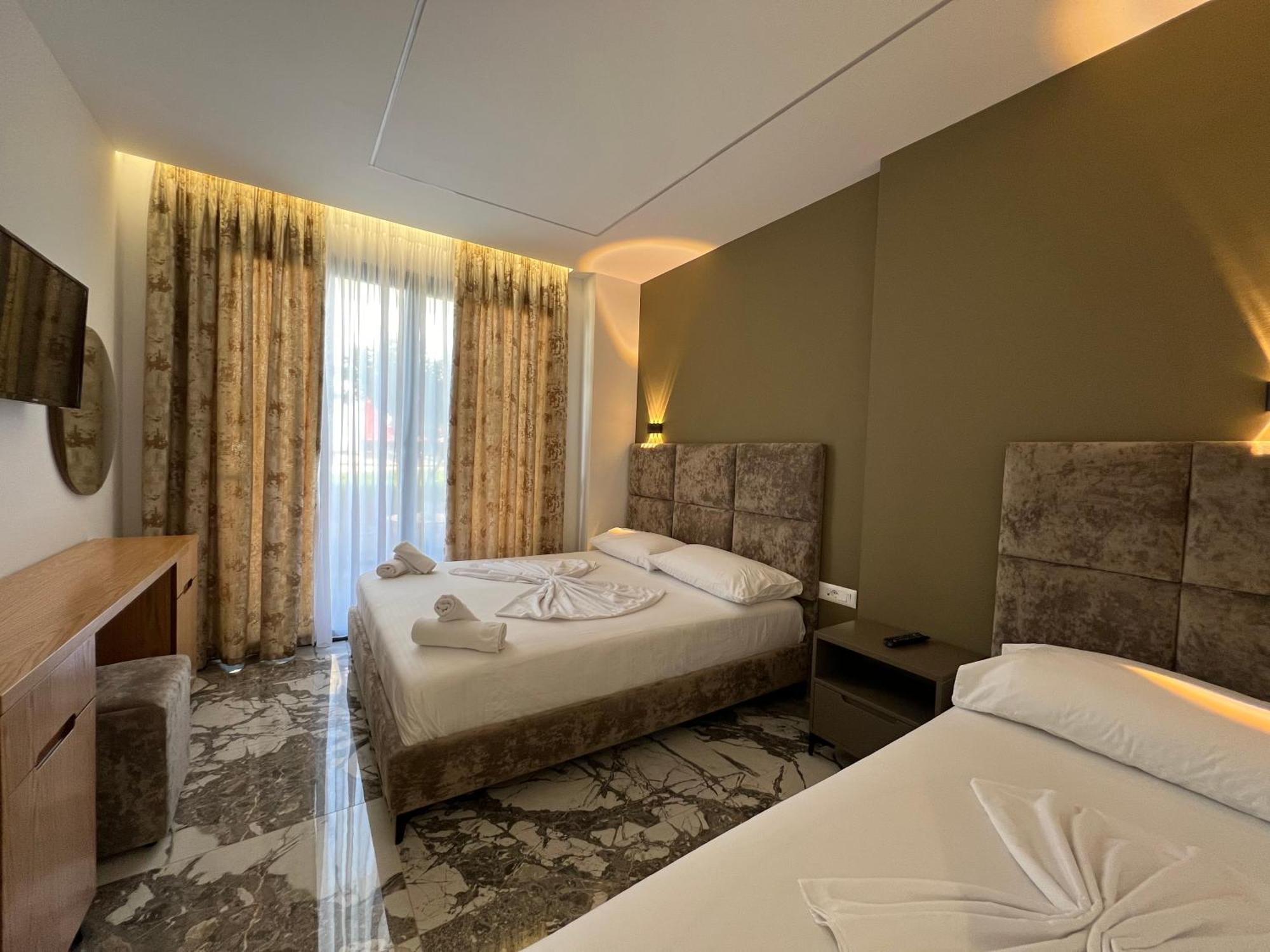 Poseidon Hotel 2 คซามิล ภายนอก รูปภาพ